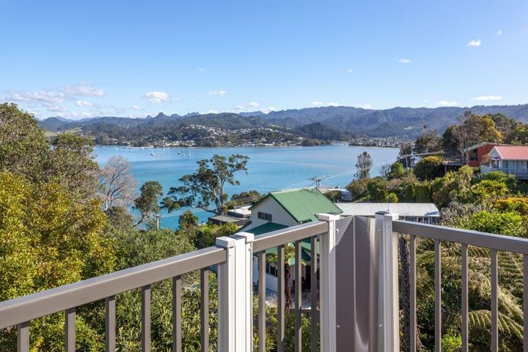Photo of property in 185 Paku Drive, Tairua, 3508