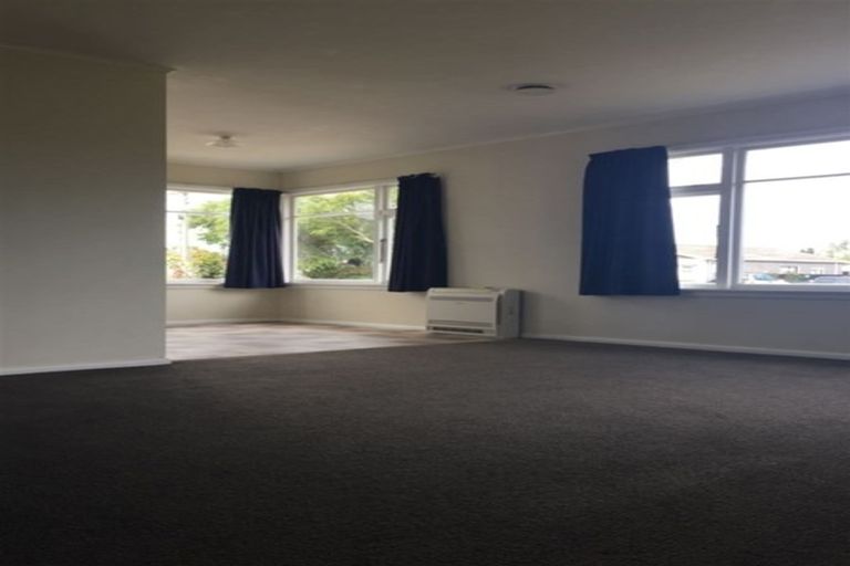 Photo of property in 75 Smith Street, Woolston, Christchurch, 8062