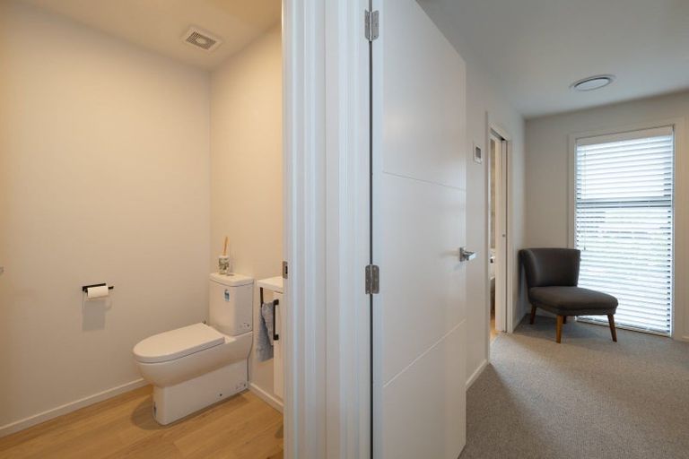 Photo of property in 203 Lake Hood Drive, Huntingdon, Ashburton, 7774