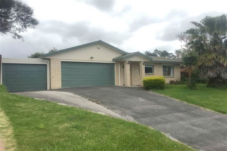 Photo of property in 22 Gendo Avenue, Henderson, Auckland, 0612