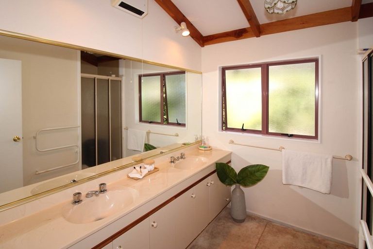 Photo of property in 30 Charles Street, Carterton, 5713