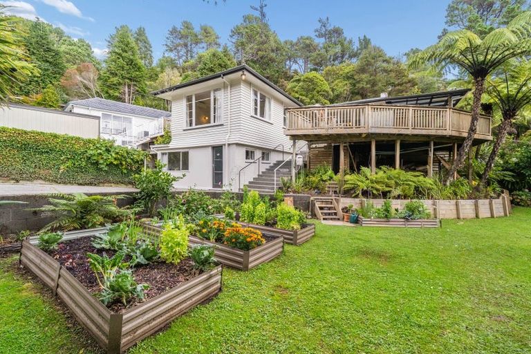 Photo of property in 108 Manuka Street, Stokes Valley, Lower Hutt, 5019