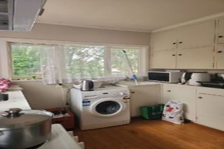 Photo of property in 2/17 Eban Avenue, Hillcrest, Auckland, 0627