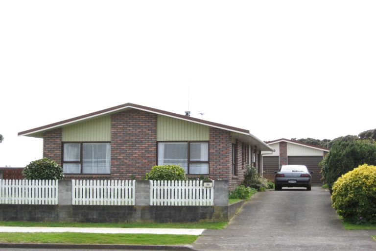 Photo of property in 34 Glamis Avenue, Bell Block, New Plymouth, 4312
