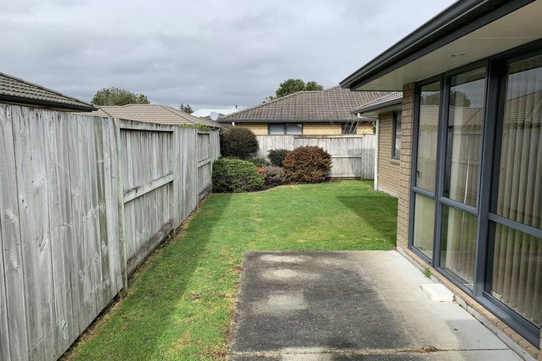 Photo of property in 10 Holcroft Place, Huntington, Hamilton, 3210