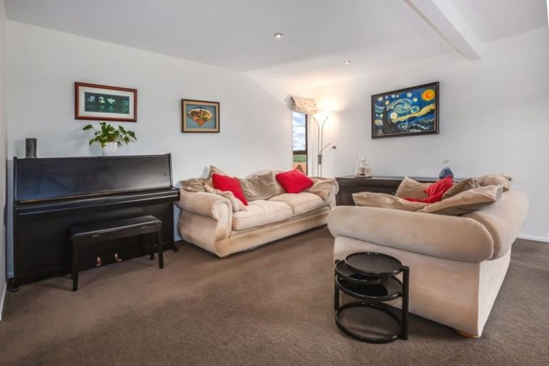 Photo of property in 12 Langwell Place, Papakowhai, Porirua, 5024