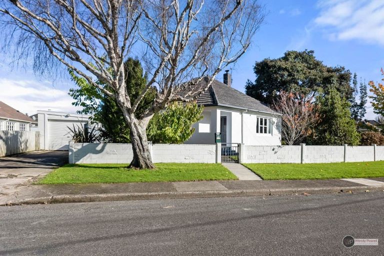 Photo of property in 60 Lincoln Avenue, Epuni, Lower Hutt, 5011