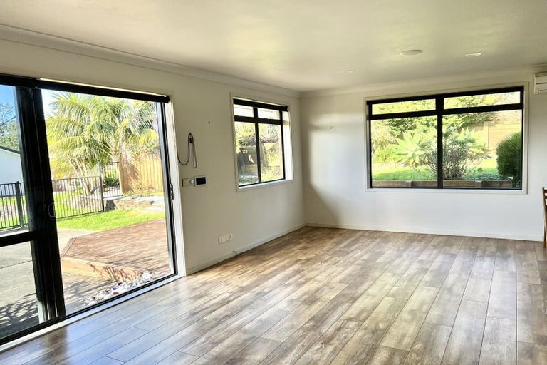 Photo of property in 13 Kimberly Grove, Greenhithe, Auckland, 0632