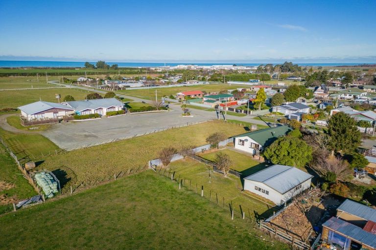 Photo of property in 26 Queen Street, Pareora, 7912