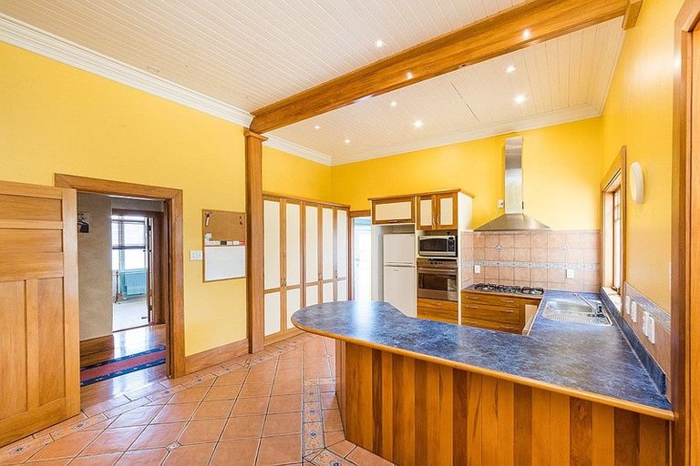 Photo of property in 92 Wood Street, Takaro, Palmerston North, 4410