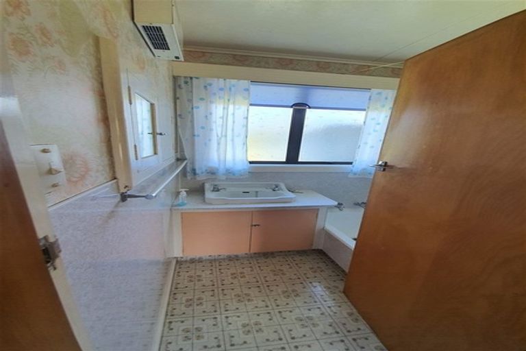 Photo of property in 29 Point Bush Road, Waimate, 7924