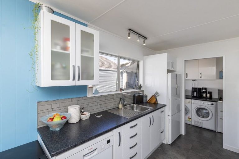 Photo of property in 3-5 Ruahine Street, Paraparaumu, 5032