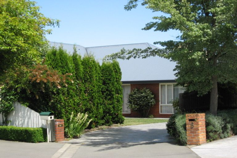 Photo of property in 8 Amesbury Mews, Avonhead, Christchurch, 8042