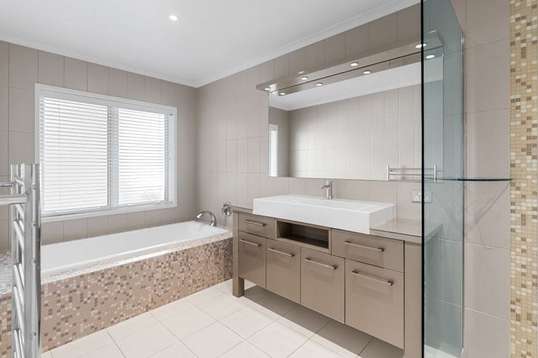 Photo of property in 62 No 1 Road, Te Puke, 3182