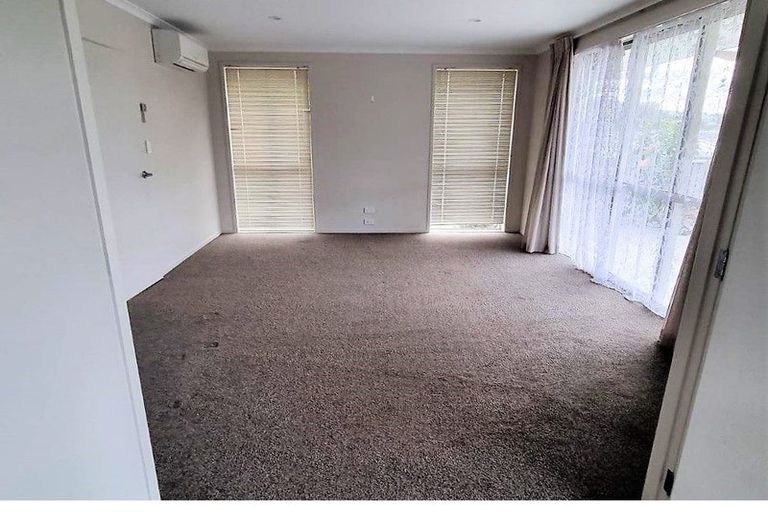 Photo of property in 8 Matuku Place, Mangawhai, 0505