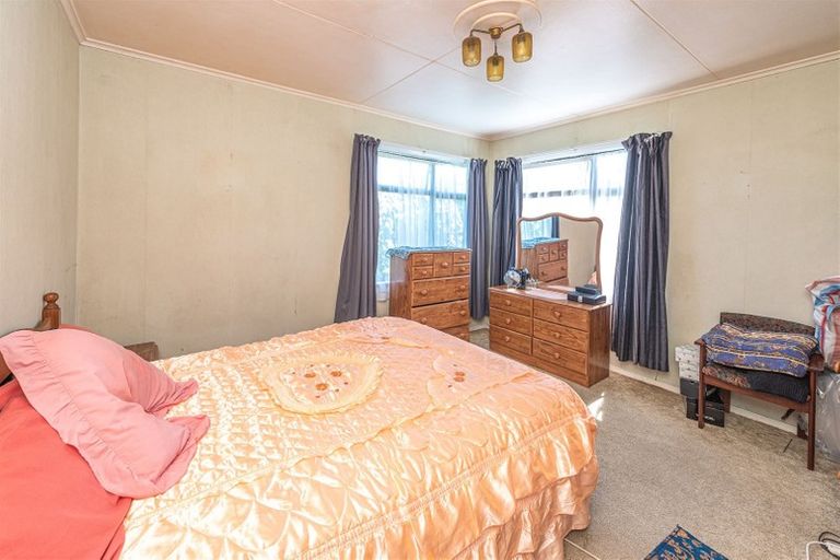 Photo of property in 19 Bignell Street, Gonville, Whanganui, 4501
