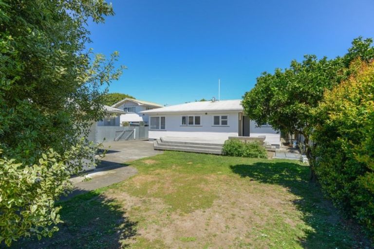 Photo of property in 74 Coverdale Street, Onekawa, Napier, 4110