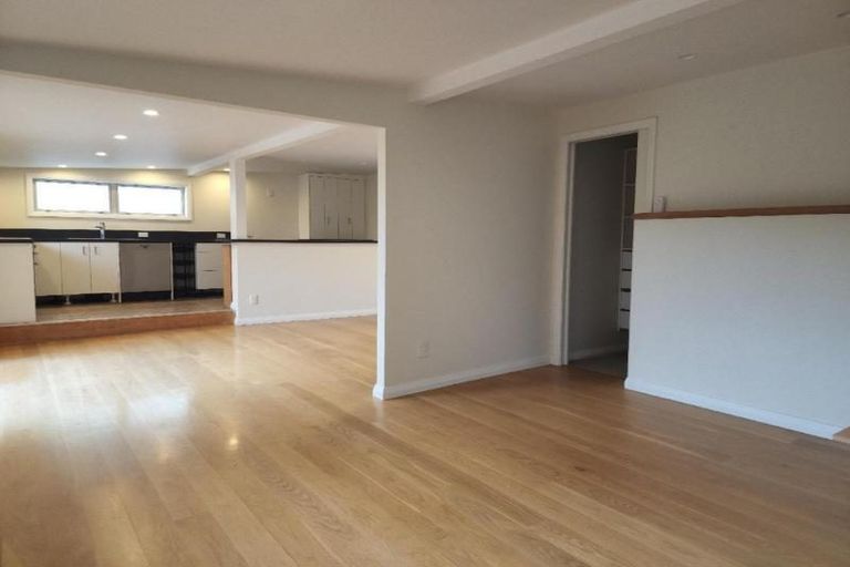 Photo of property in 161 Molesworth Street, New Plymouth, 4312