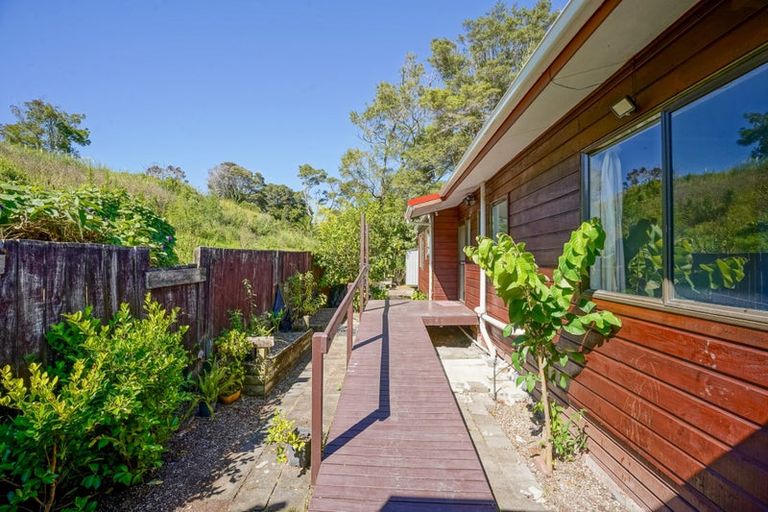 Photo of property in 1/76 Chilcott Road, Henderson, Auckland, 0612