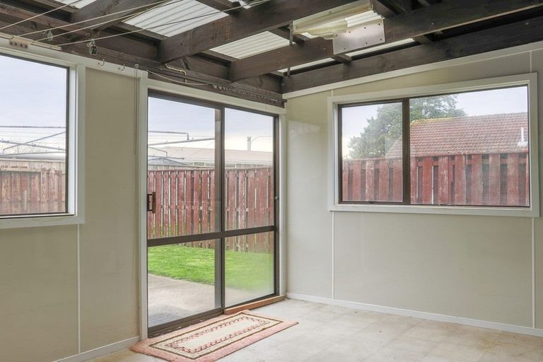 Photo of property in 18 Tawhara Place, Edgecumbe, 3120