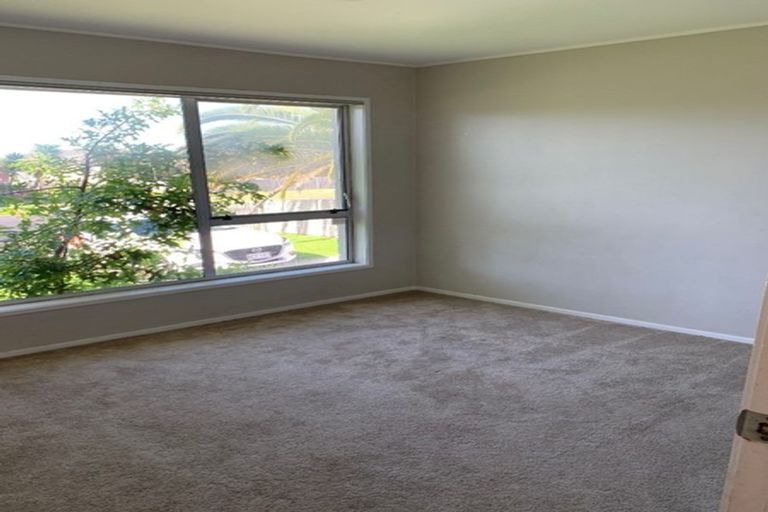 Photo of property in 19 Innismara Avenue, Wattle Downs, Auckland, 2103