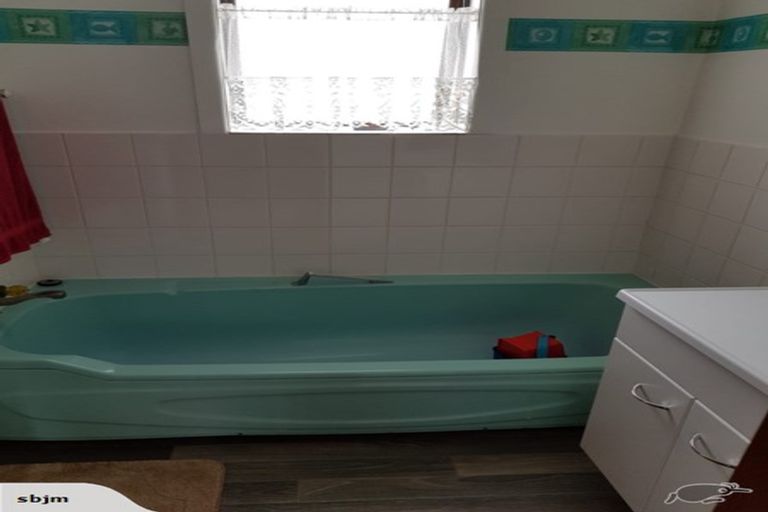 Photo of property in 2 Kensington Street, Tokoroa, 3420