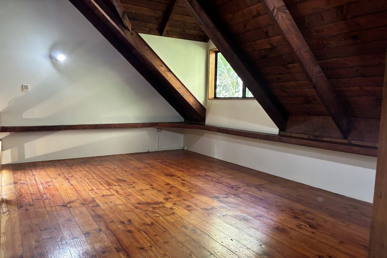 Photo of property in 108 Hinau Road, Waimauku, 0881