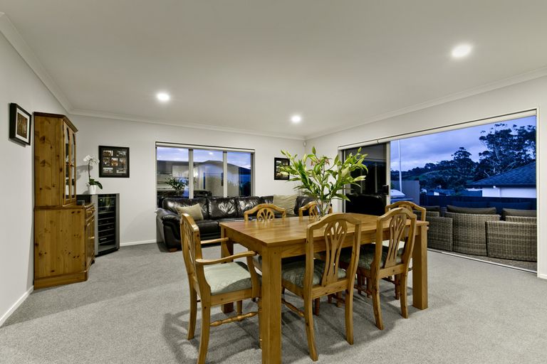 Photo of property in 45 Bartlett Drive, Silverdale, 0932