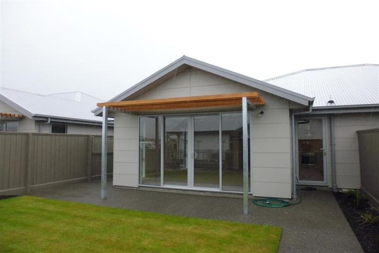 Photo of property in 13 Cassino Street, Rangiora, 7400