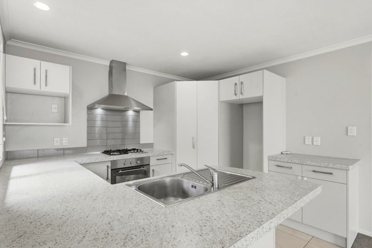 Photo of property in 46 Ward Street, Palmerston North, 4410