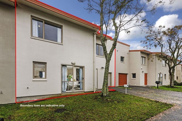 Photo of property in 7 Lockington Avenue, Henderson, Auckland, 0612