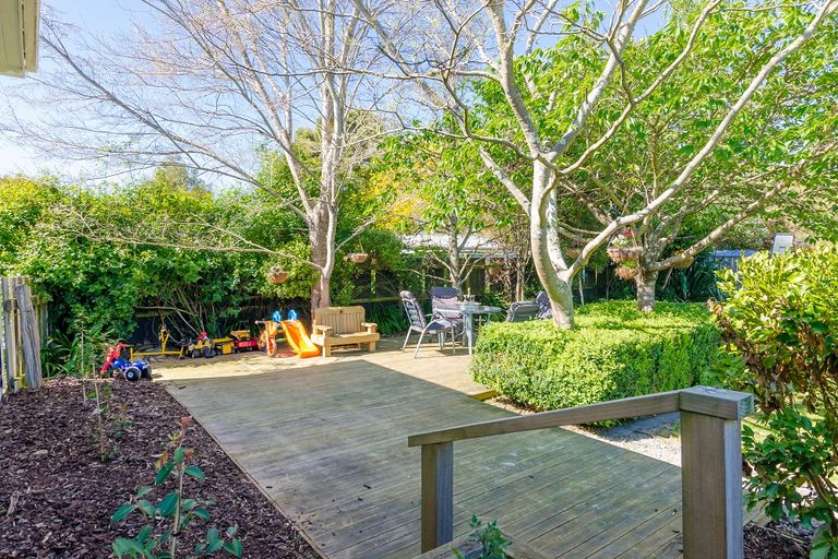 Photo of property in 16 King Street, Carterton, 5713