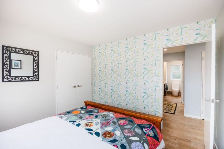 Photo of property in 2 Chestnut Close, Kelvin Grove, Palmerston North, 4414