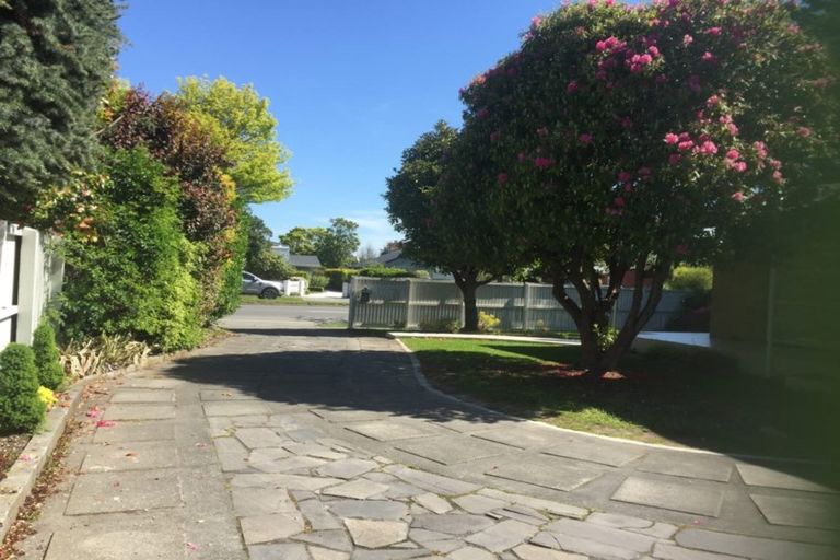 Photo of property in 226 Memorial Avenue, Burnside, Christchurch, 8053