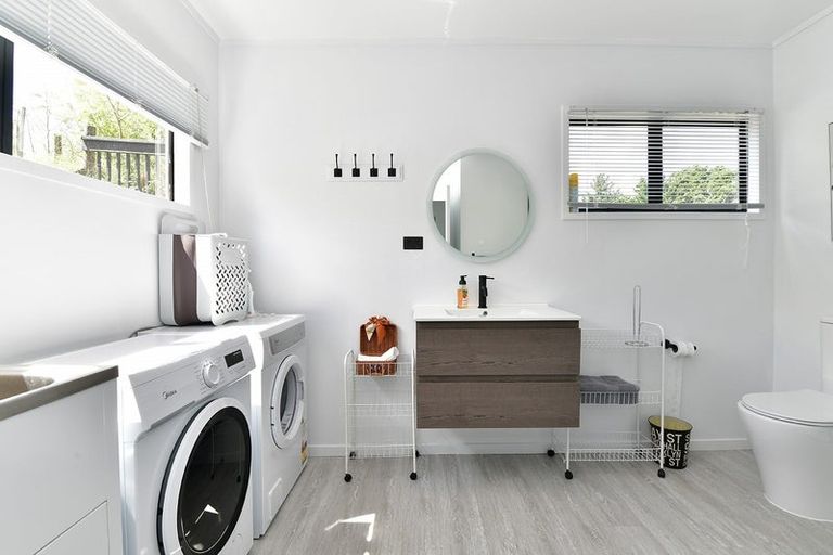 Photo of property in 16 Shelly Beach Road, Shelly Beach, Helensville, 0874