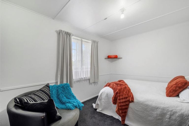 Photo of property in 71 Meadowbank Crescent, Fordlands, Rotorua, 3015