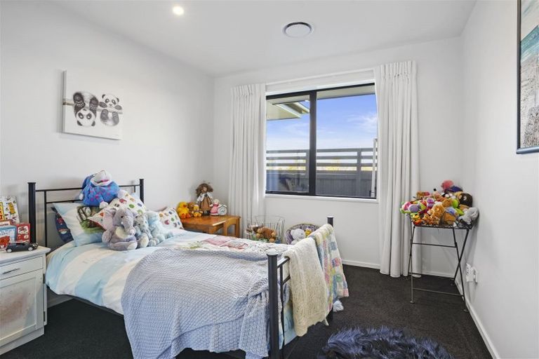 Photo of property in 21 Goldie Drive, Rangiora, 7400