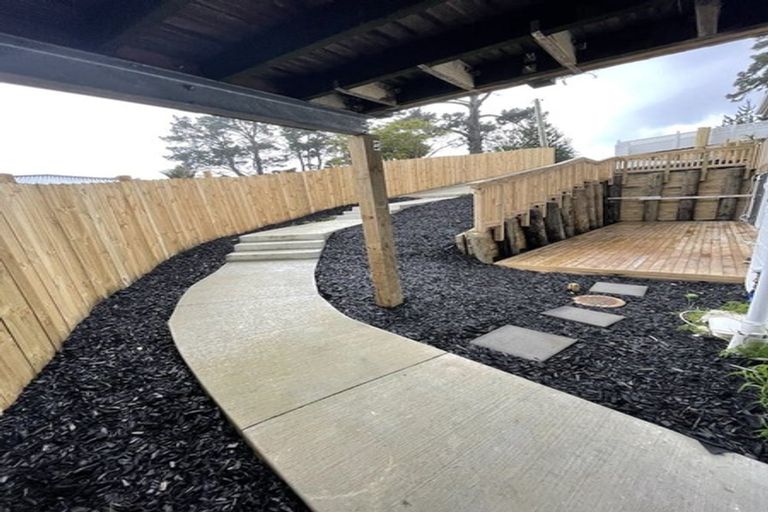 Photo of property in 232a Sunset Road, Windsor Park, Auckland, 0632