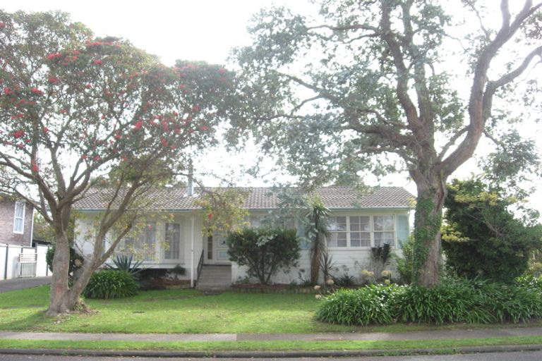 Photo of property in 21 Hope Farm Avenue, Pakuranga Heights, Auckland, 2010