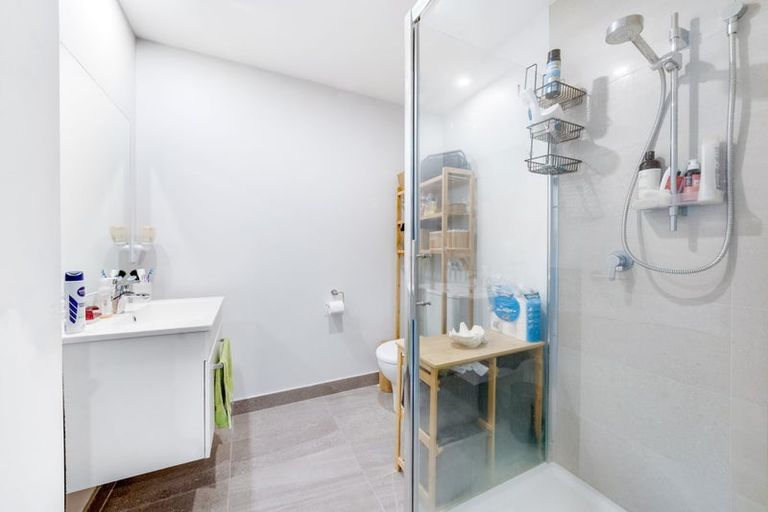 Photo of property in 2/19 Parson Lane, Papatoetoe, Auckland, 2025