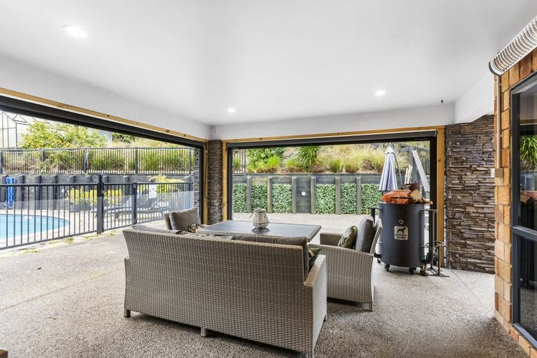 Photo of property in 14 Jenny Lane, Waiuku, 2123