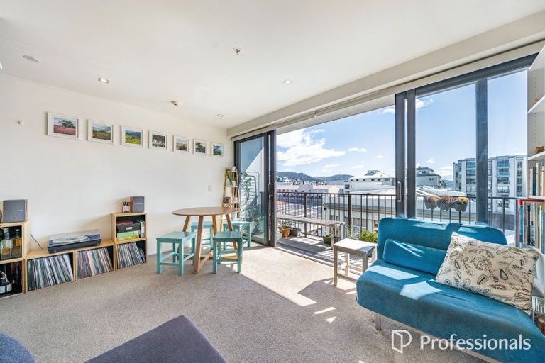 Photo of property in Forte Apartments, 72/13 College Street, Te Aro, Wellington, 6011