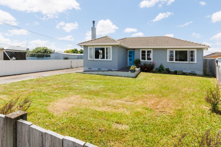 Photo of property in 6 Eden Place, Feilding, 4702