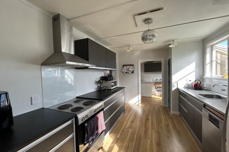 Photo of property in 26 Bell Street, Marton, 4710