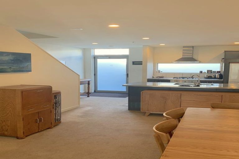 Photo of property in Sol Apartments, 31/37 Jessie Street, Te Aro, Wellington, 6011