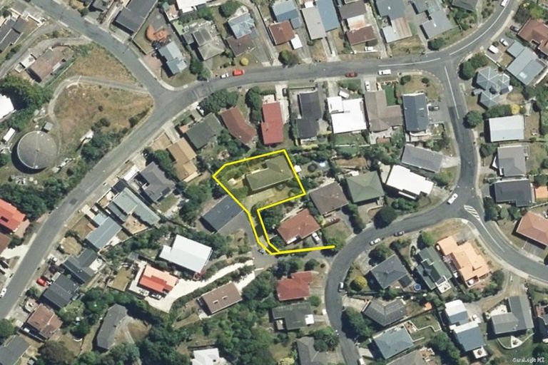 Photo of property in 14 Truro Road, Camborne, Porirua, 5026