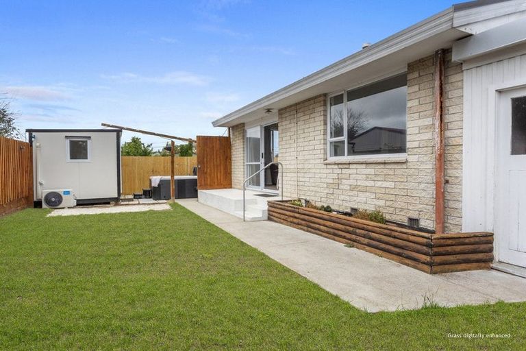 Photo of property in 1/11a Lenton Street, Aranui, Christchurch, 8061