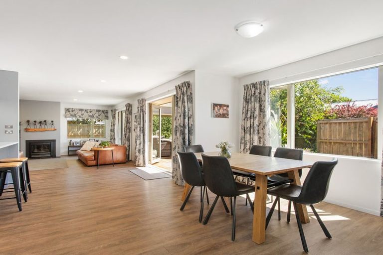 Photo of property in 53 Grimseys Road, Redwood, Christchurch, 8051