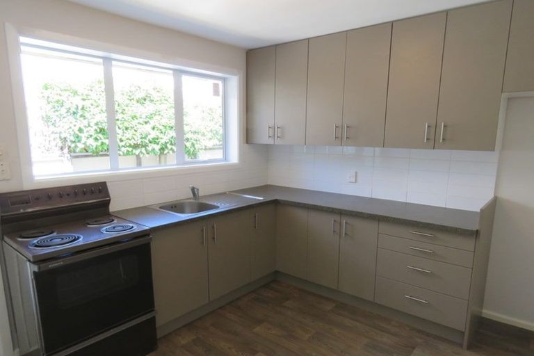 Photo of property in 2/67 Derby Street, St Albans, Christchurch, 8014