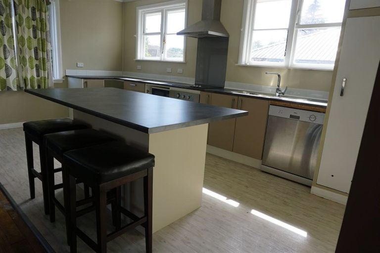 Photo of property in 16 Hillary Crescent, Upper Riccarton, Christchurch, 8041